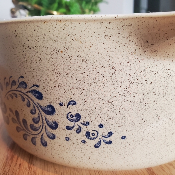 Vintage PYREX Homestead Pattern Casserole Dish | Blue and Tan 475-B 2.5 litres - Picture 12 of 16